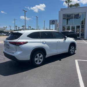 2023 Toyota HIGHLANDER LE 照片 8