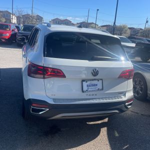 Volkswagen Taos SE 4Motion - 7