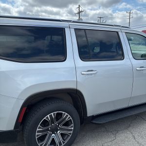 JEEP WAGONEER SERIES II - 9