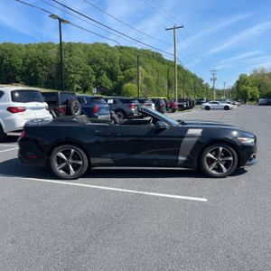 FORD MUSTANG V6 - 10