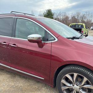 CHRYSLER PACIFICA LIMITED - 9