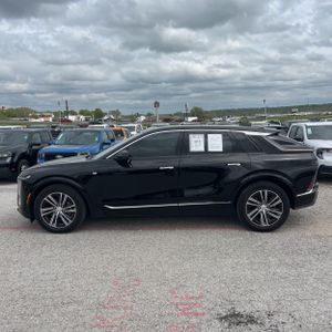 CADILLAC LYRIQ LUXURY 2 - 3