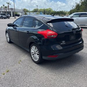 FORD FOCUS TITANIUM - 5