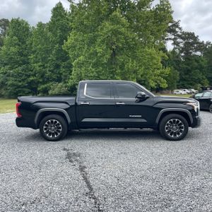 TOYOTA TUNDRA - 10