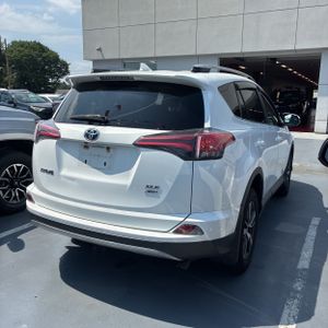 2018 Toyota RAV4 XLE photo 8