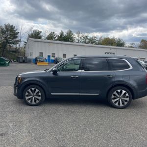 KIA TELLURIDE S - 3