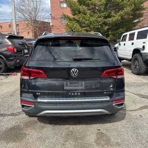 VOLKSWAGEN TAOS SE 4MOTION - 7