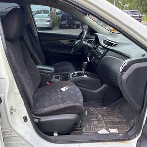 2015 Nissan ROGUE S 缩略图 32