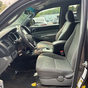 2015 Toyota TACOMA V6 thumbnail 32