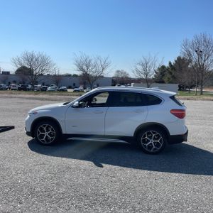 BMW X1 XDRIVE28I - 3