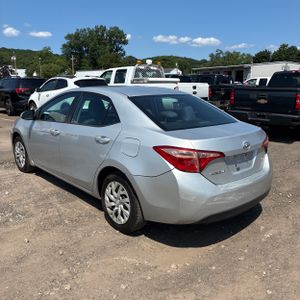 2017 Toyota COROLLA LE 照片 5