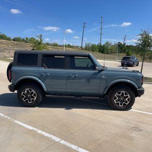Ford Bronco Outer Banks - 10