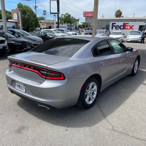 DODGE CHARGER SE - 8