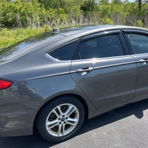 FORD FUSION SE - 9