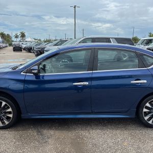 NISSAN SENTRA SR - 4