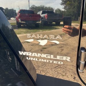 صورة 23 لـ 2017 JEEP WRANGLER UNLIMITED SAHARA