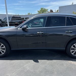 2026 Mercedes-BENZ GLC photo 4