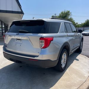 FORD EXPLORER XLT - 8