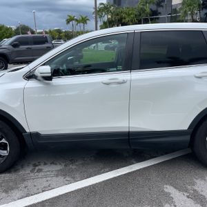 صورة 4 لـ 2022 Honda CR-V EX-L