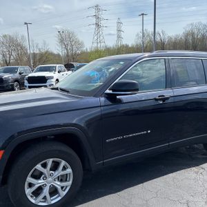 JEEP GRAND CHEROKEE L LIMITED - 2