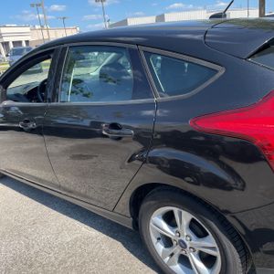 2014 FORD FOCUS SE 照片 5