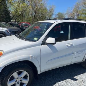 TOYOTA RAV4 - 2