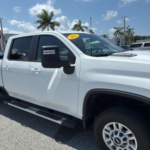 2025 Chevrolet SILVERADO 2500HD LT thumbnail 12