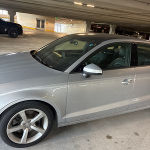 Audi A3 1.8T Premium - 2