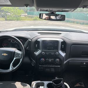 صورة مصغرة 35 لـ 2019 Chevrolet SILVERADO 1500 LT