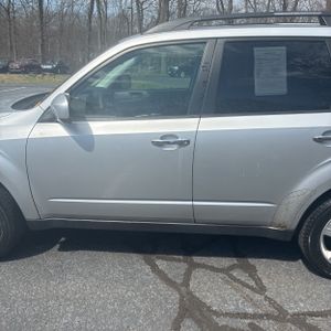 SUBARU FORESTER X PREMIUM - 4