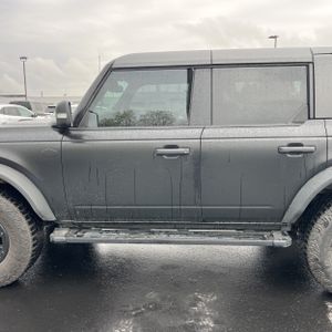 FORD BRONCO - 4