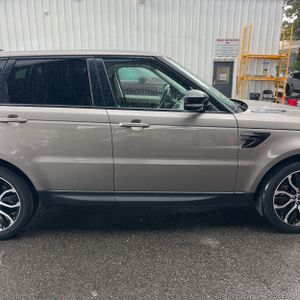 صورة 11 لـ 2022 LAND Rover RANGE ROVER SPORT SE