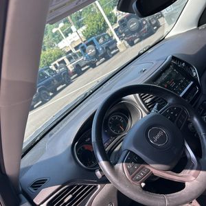 2019 JEEP CHEROKEE LIMITED — миниатюра 37