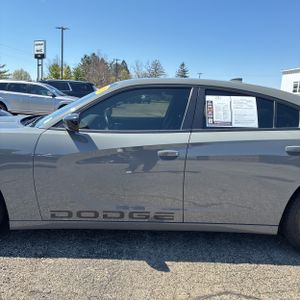 DODGE CHARGER SXT - 4