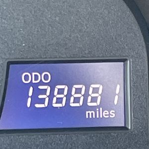 2012 Toyota CAMRY LE thumbnail 39