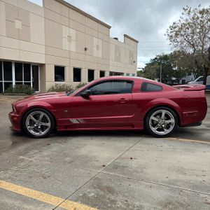 FORD MUSTANG GT PREMIUM - 3