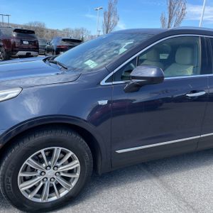 CADILLAC XT5 LUXURY - 2