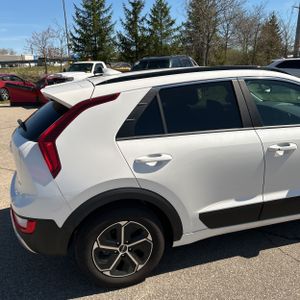 KIA NIRO PLUG-IN HYBRID EX - 9