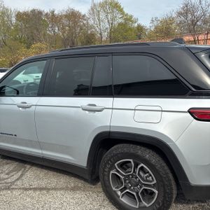 JEEP GRAND CHEROKEE 4XE TRAILHAWK - 6