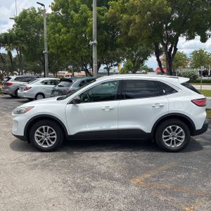 FORD ESCAPE SE - 3