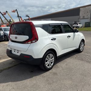 KIA SOUL LX - 8