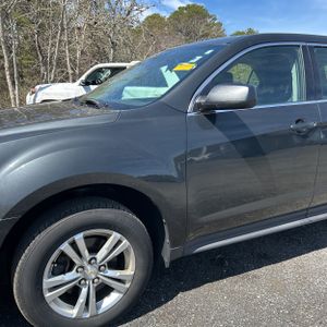 CHEVROLET EQUINOX LS - 2