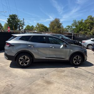 KIA SPORTAGE LX - 10