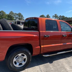 DODGE DAKOTA SLT - 9
