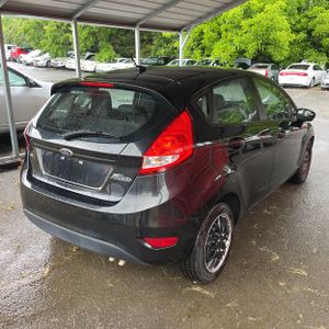 FORD FIESTA SE - 8