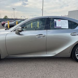 LEXUS IS 300 BASE - 4