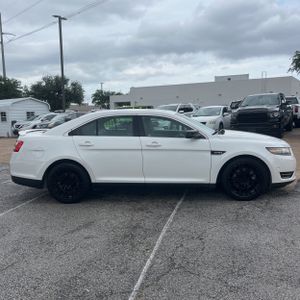 FORD TAURUS SHO - 10