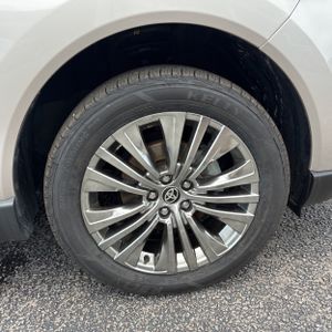 2024 Toyota VENZA XLE — миниатюра 20