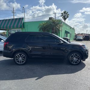 FORD EXPLORER SPORT - 10