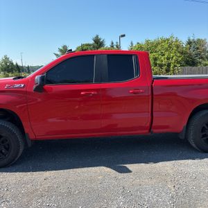 2019 Chevrolet SILVERADO 1500 RST — фото 4